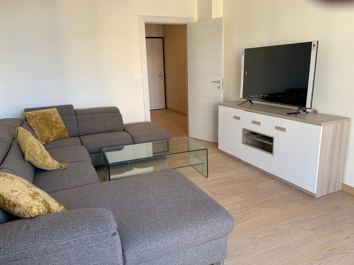Appartamento Nuovissimo E Elegante Turin Exterior foto